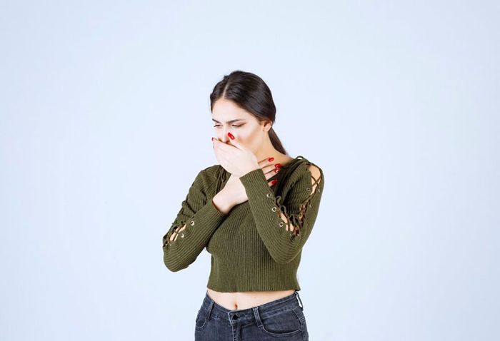 Người bệnh gặp tình trạng đau vùng ngực, khó thở