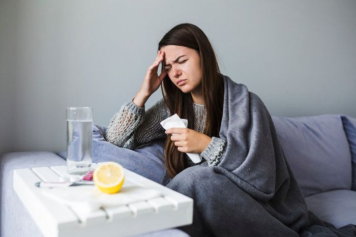 Câu hỏi phổ biến mà nhiều người đặt ra là liệu người mắc viêm phổi có bị sốt không