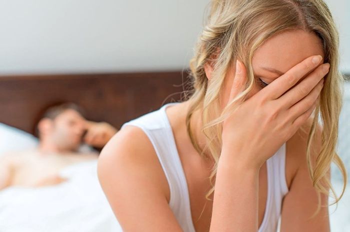 Khó thở khi quan hệ có thể do hội chứng sợ hãi tình dục.