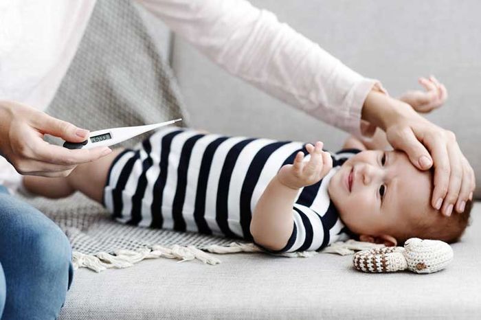 Cha mẹ cần quan tâm đến các dấu hiệu xuất hiện ở trẻ nhỏ.