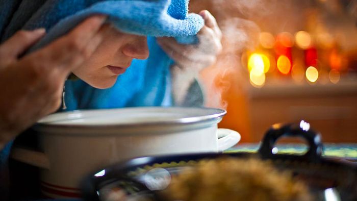 Xông mũi họng để làm thông thoáng đường thở
