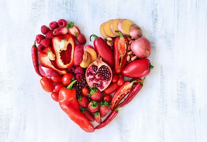 Người bệnh cần ăn các thực phẩm có màu đỏ