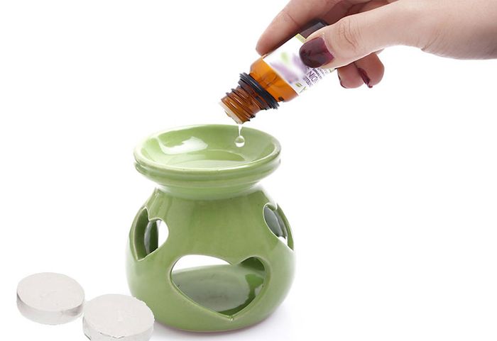 Đèn nến được sử dụng để xông tinh dầu