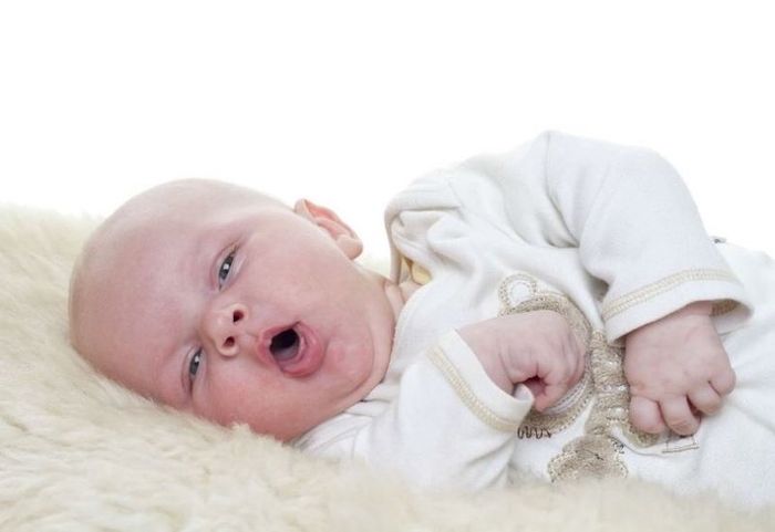 Cha mẹ cần chú ý đến nhịp thở của trẻ