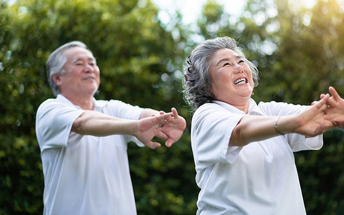Duy trì thói quen sống lành mạnh để giảm nguy cơ mắc giãn phế quản