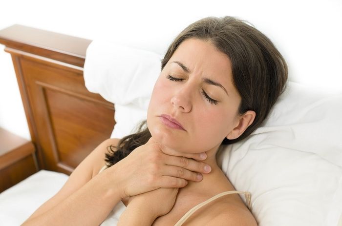 Viêm thanh quản dẫn đến sưng viêm của thanh quản
