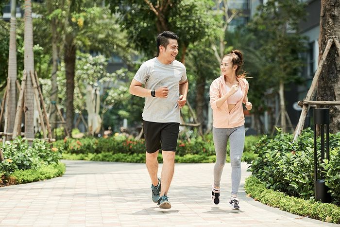 Xây dựng lối sống khoa học và lành mạnh giúp ngăn chặn tình trạng ho ra máu