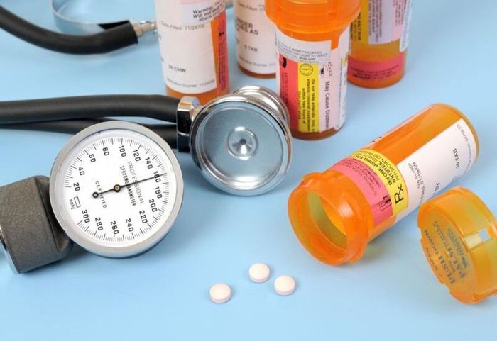 Thuốc kết hợp với các phương pháp khác để điều trị phù phổi cấp do tim