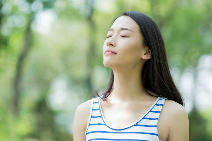 Thực hiện hít thở qua mũi là cần thiết