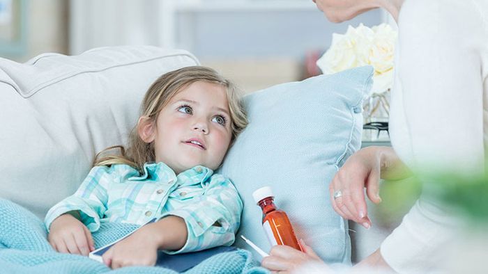 Trẻ không nên dùng kháng sinh quá 10 ngày
