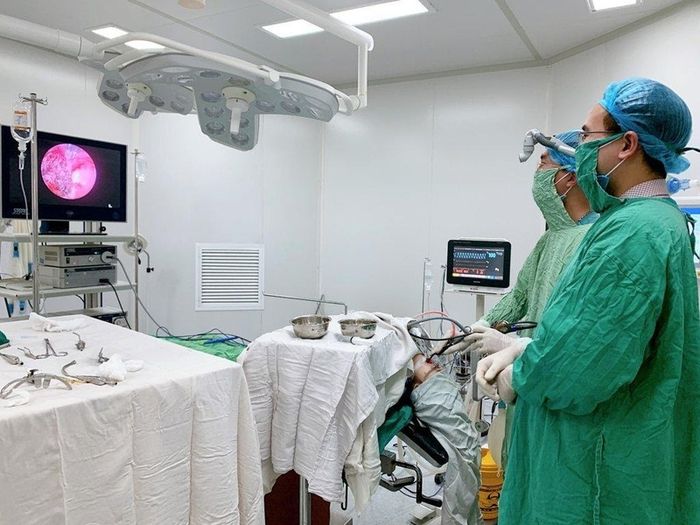 Các phương pháp khám nội soi phế quản