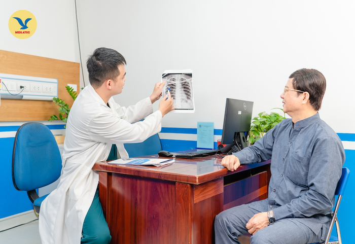 Hãy đi khám sớm nếu cơ thể bạn có các dấu hiệu của bệnh lao phổi