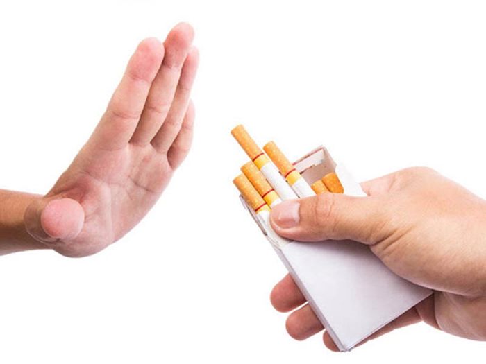 Không hút thuốc sau nội soi trong 24 giờ