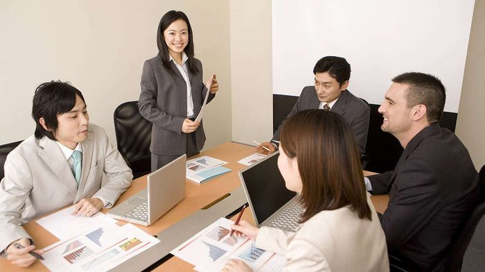 Học Tiếng Anh Công Sở, Văn Phòng dễ dàng với 100 Câu Giao Tiếp