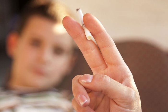 Để ngăn ngừa viêm phế quản, hãy tránh sử dụng thuốc lá một cách tuyệt đối.