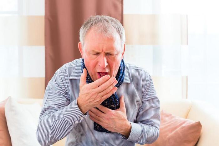 Trào ngược dạ dày kích thích thực quản và gây ra tình trạng ho