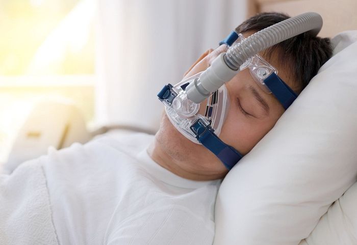 Phương pháp thở máy không xâm nhập thường được áp dụng cho những bệnh nhân gặp vấn đề ngưng thở khi ngủ.