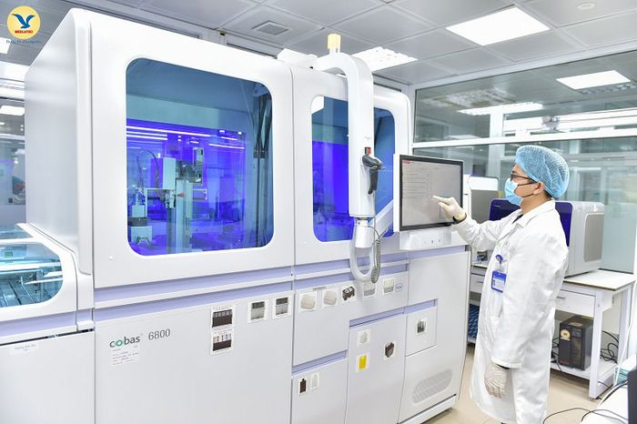Bệnh viện MEDLATEC trang bị các thiết bị y tế hiện đại, đáp ứng tốt các nhu cầu về xét nghiệm, chẩn đoán và điều trị bệnh