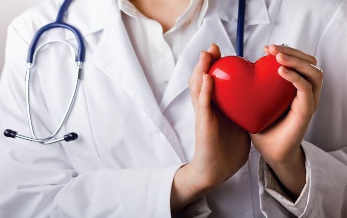 Xơ phổi có thể dẫn đến biến chứng suy tim