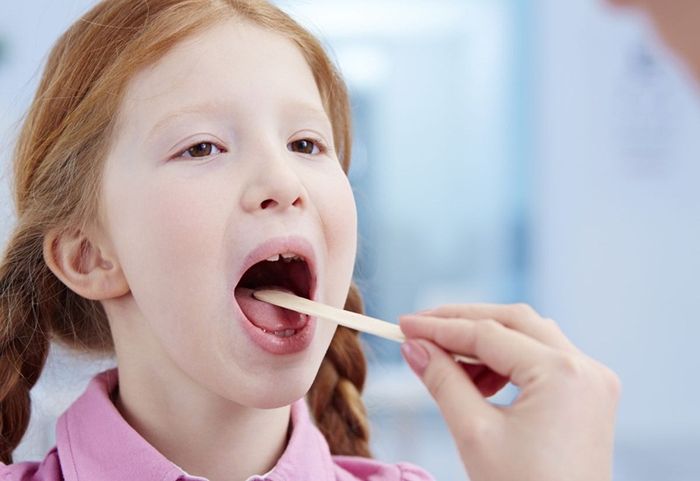 Nên đến thăm bác sĩ để nhận được toa thuốc phù hợp
