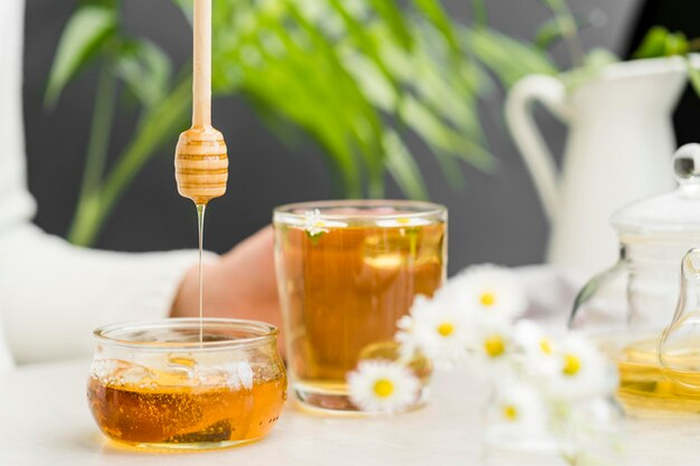 Cách giảm axit dạ dày bằng mật ong rất phổ biến và được nhiều người biết đến.