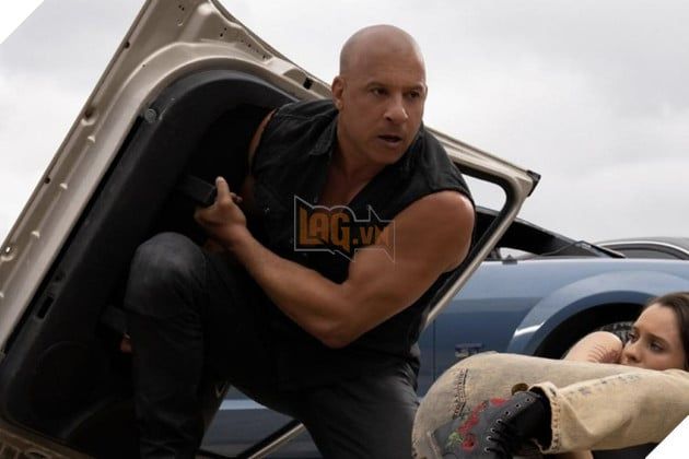 Vin Diesel Bắt Đầu Tập Luyện cho Fast & Furious XI Trên Con Đường Quen Thuộc