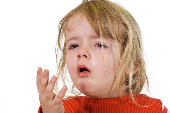 Ho thường xuyên là một dấu hiệu của viêm phế quản