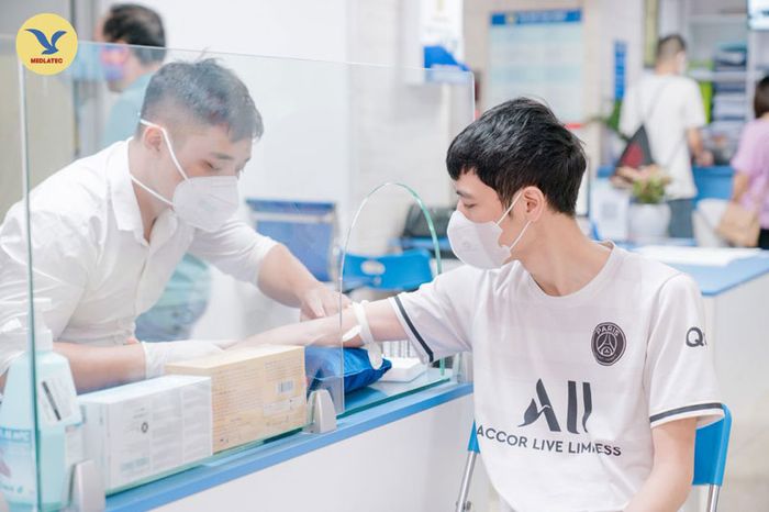 Kiểm tra thành phần máu giúp các bác sĩ phát hiện khả năng mắc nhiễm trùng ở bệnh nhân