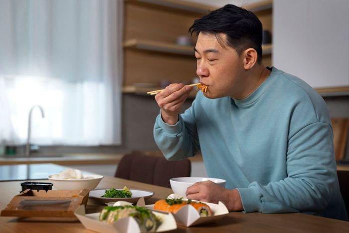 Thói quen ăn chậm, nhai kỹ tốt cho tiêu hóa