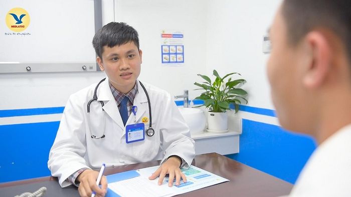 Khám và điều trị trào ngược dạ dày tại các cơ sở của MEDLATEC