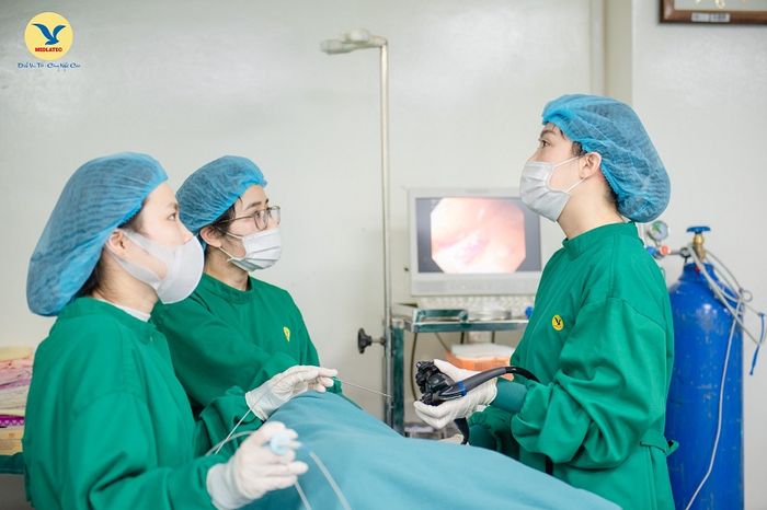 Hình ảnh thu được khi nội soi đại tràng giúp bác sĩ phát hiện chính xác các tổn thương bên trong đại trực tràng