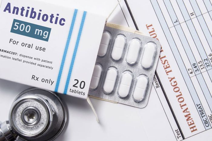 Ai mắc H.pylori cần phải dùng thuốc kháng sinh