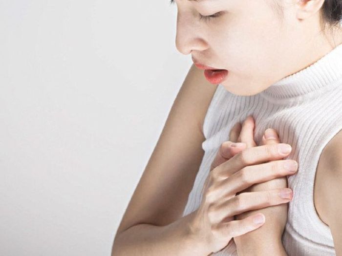 Ợ hơi là tình trạng khi không khí thoát ra ngoài miệng và phát ra âm thanh ợ.