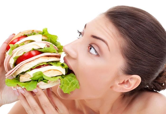 Nhanh đói do ăn đồ ăn chế biến sẵn