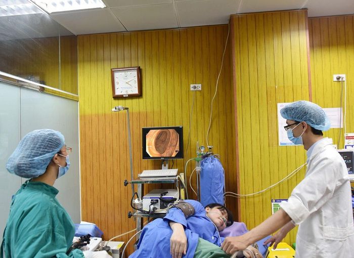 Phát hiện bệnh về đại tràng, đường ruột thông qua nội soi đại tràng