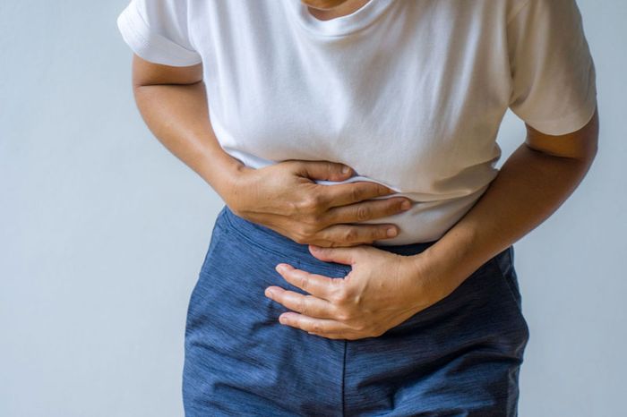 Tại sao dạ dày lại đau vào đêm khuya?