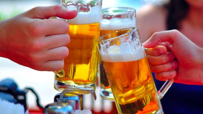 Thói quen sống không khoa học cũng gây tổn thương cho dạ dày