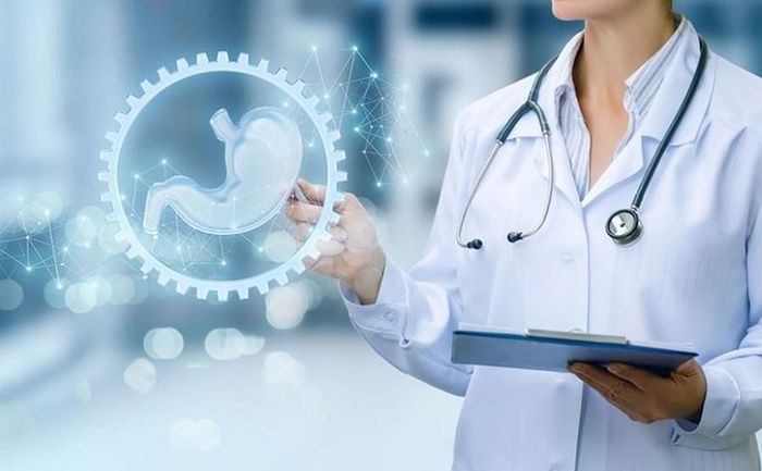 Cần thăm bác sĩ tiêu hóa thường xuyên nếu bị đau lòng để được chẩn đoán và điều trị kịp thời