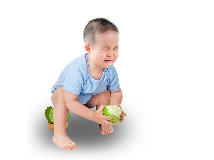 Táo bón kéo dài có thể gây sự lo lắng khiến cho trẻ sợ đi đại tiện