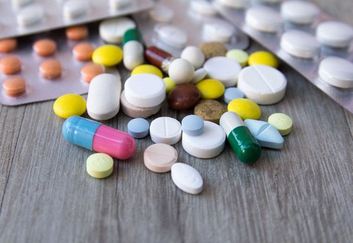 Nôn máu có thể là kết quả của dị ứng với thuốc
