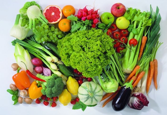 Rau xanh và trái cây tốt cho hệ tiêu hóa