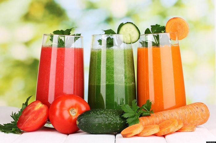 Việc tăng cường chất xơ và nước trong khẩu phần ăn là rất quan trọng đối với trẻ bị táo bón.