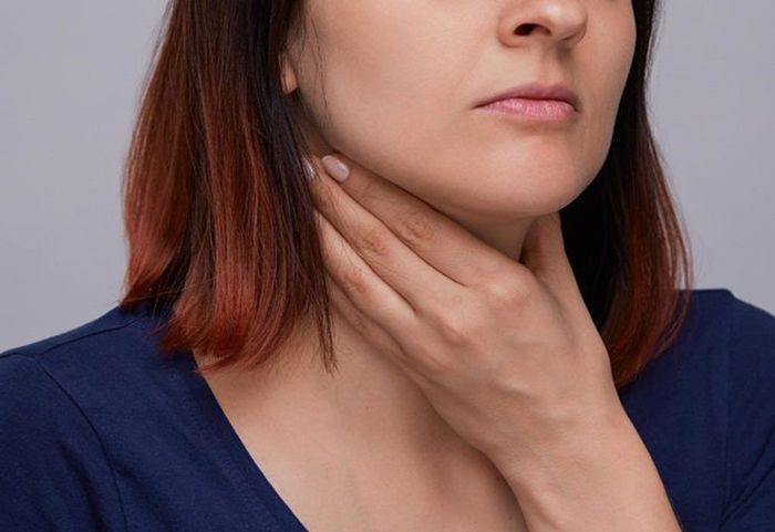 Bệnh nhân có thể cảm thấy đau trong vài ngày đầu sau khi phẫu thuật cắt amidan
