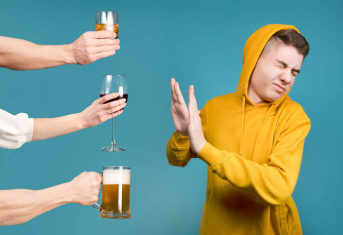 Hạn chế tiêu thụ rượu bia và đồ uống có cồn để bảo vệ sức khỏe dạ dày