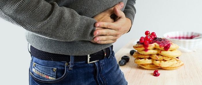 Tránh ăn sữa chua cùng với trái cây axit.