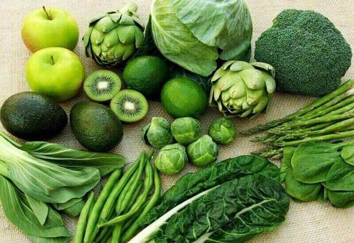 Nên ăn nhiều loại rau xanh để cân bằng axit dạ dày