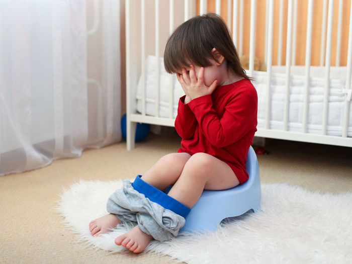 Nếu không điều trị triệt để, trẻ có nguy cơ phải đối mặt với các biến chứng nghiêm trọng
