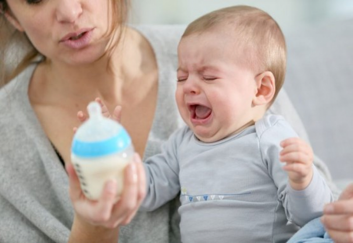 Cha mẹ cần chú ý những dấu hiệu không bình thường ở trẻ để phòng tránh nguy cơ lồng ruột