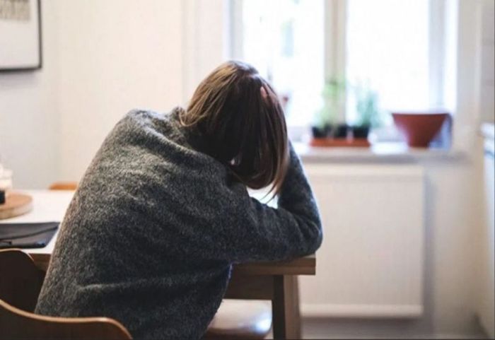Sự rối loạn tiêu hóa khiến người bệnh luôn cảm thấy mệt mỏi và mất hứng thú với việc ăn uống