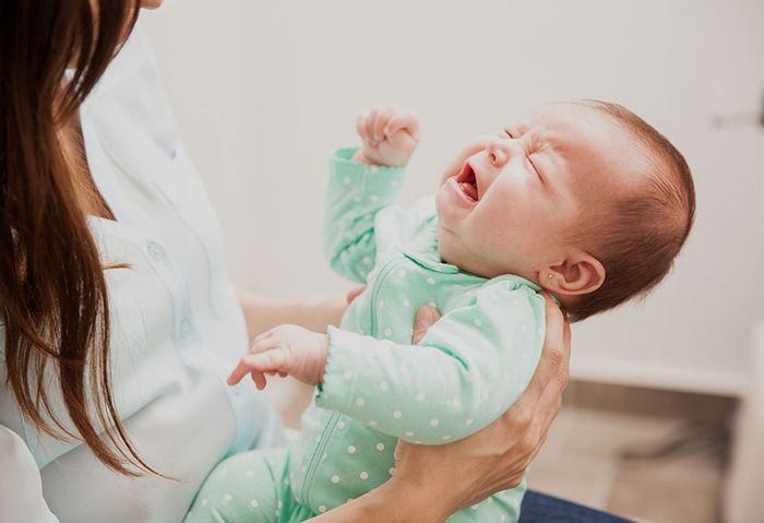 Trẻ em đối diện với nhiều biến chứng xấu do trào ngược im lặng gây ra
